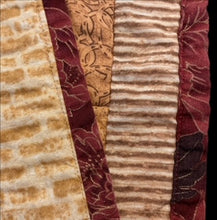 Load image into Gallery viewer, eBOOKLET: A DOZEN WAYS TO BINDS YOUR QUILTS