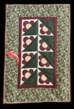 Load image into Gallery viewer, eBOOKLET: A DOZEN WAYS TO BINDS YOUR QUILTS