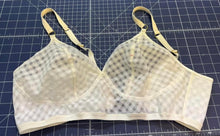 Load image into Gallery viewer, LEARN TO SEW A COMFORTABLE & SUPPORTIVE WIRELESS BRA