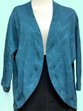 Load image into Gallery viewer, SEWING COACHING with Liz: One-on-one or small group sessions.