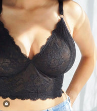 Load image into Gallery viewer, LEARN TO SEW A COMFORTABLE & SUPPORTIVE WIRELESS BRA