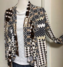 Load image into Gallery viewer, SEWING COACHING with Liz: One-on-one or small group sessions.