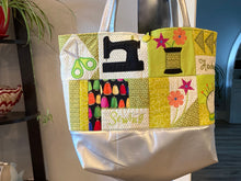 Load image into Gallery viewer, FREE!! MACHINE EMBROIDERY SEW-ALONG: APPLIQUE in-the-hoop SEWING TOTE BAG CLASS
